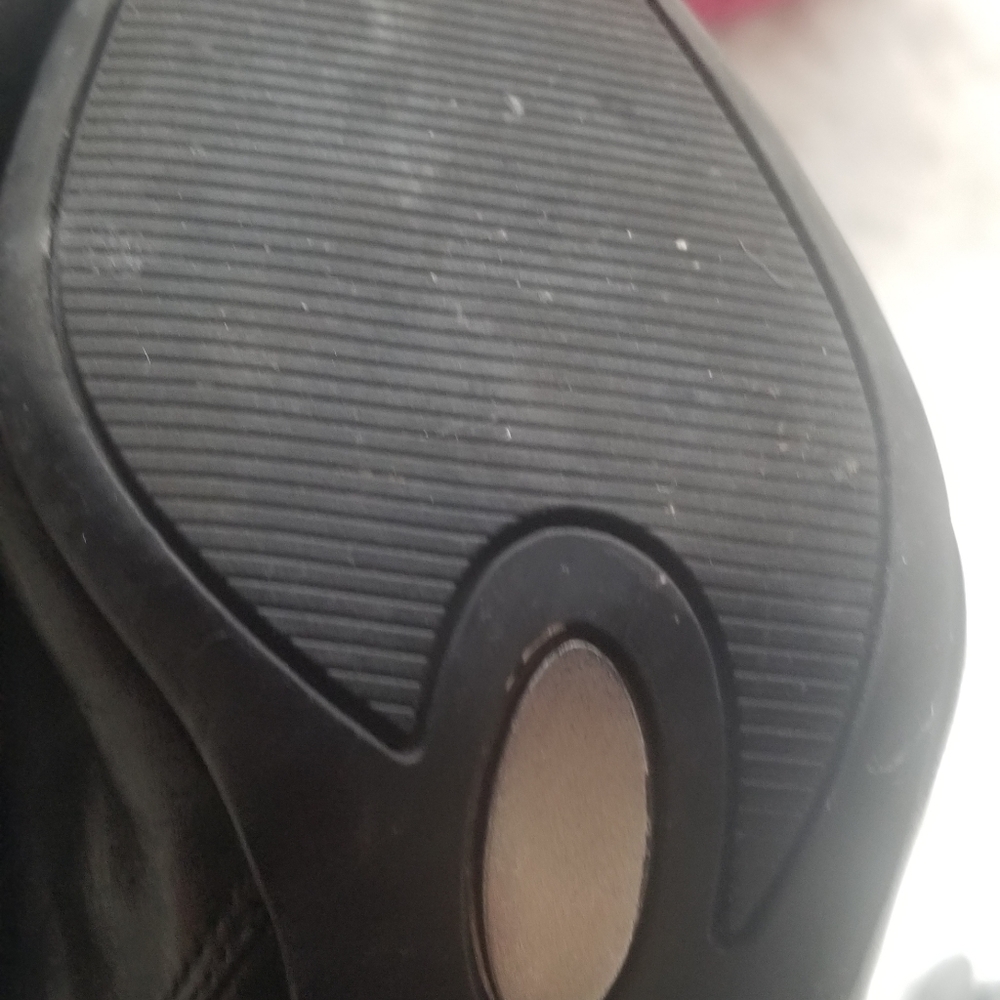 Boots - Picture 7 of 7